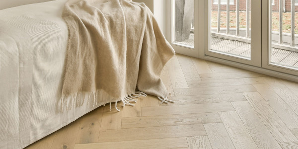 Reformas Integrales en Huesca · Instalación de Parquet, Moquetas, Gres, Porcelánicos